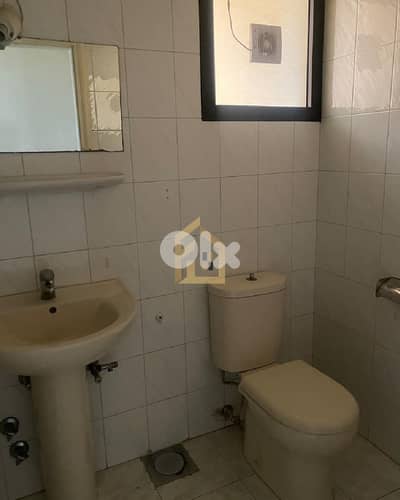 Apartment for rent in Haret Sakher GH318 شقة للإيجار في حارة صخر