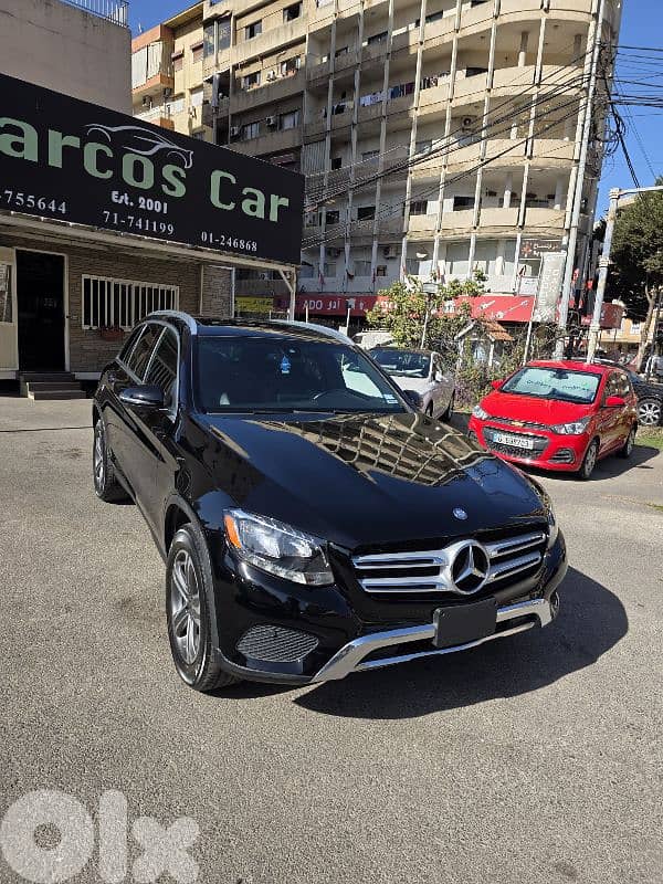Mercedes-Benz GLC 300 2017 4 Matic 0