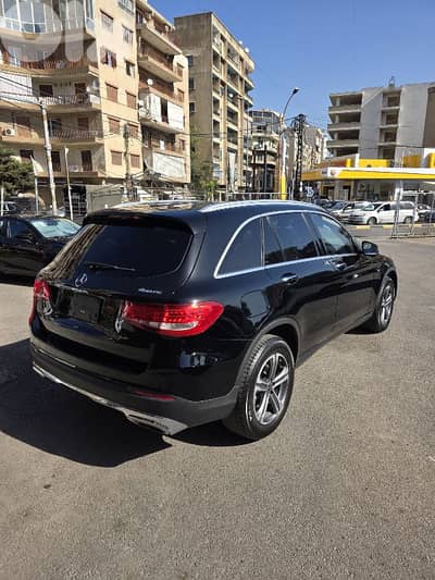 Mercedes-Benz GLC 300 2017 4 Matic