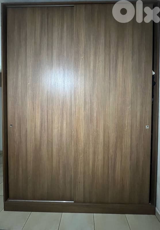 wardrobe and drawers for sale 1
