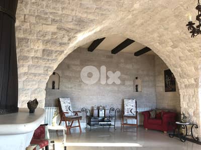 Villa for sale in Ajaltoun فيلا للبيع في عجلتون