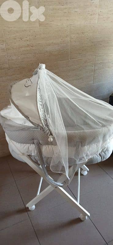 Bassinet 0