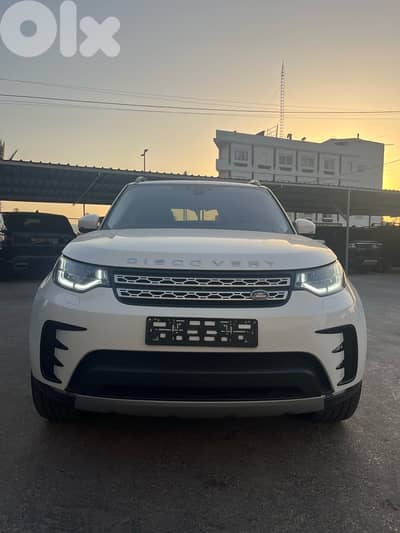 Discovery LR5 HSE luxury 2017 Clean Carfax