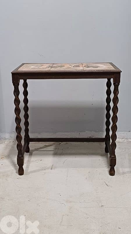 antique 8
