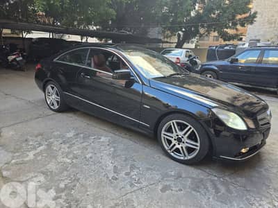 Mercedes-Benz E-Class 2010