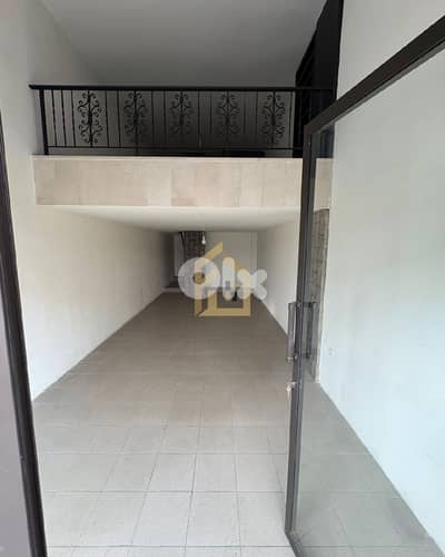 Shop for rent in Amchit RC123 محل تجاري للبيع في عمشيت