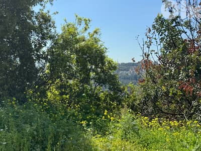 L20875 - A 5,200 SQM Land For Sale in A Prime Location in Mansourieh