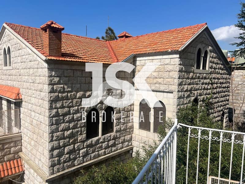 L20879 - A Lebanese House For Sale in Khenchara 0