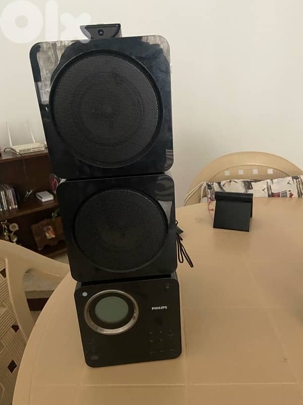 Stereo / Radio + CD Player with remote control 0