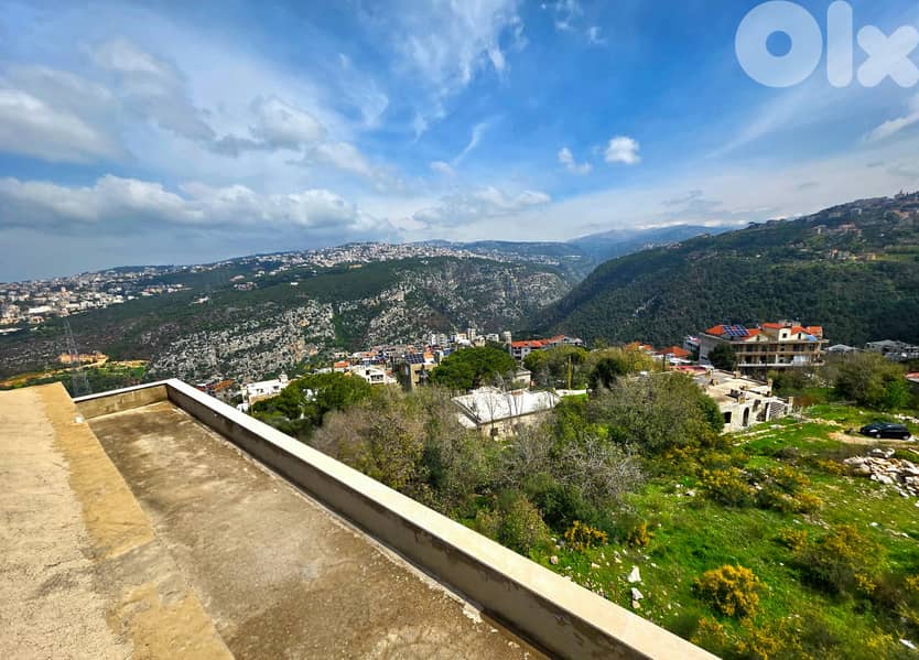 Duplex Apartment for sale in Freikeh Kornet El Hamra + Terrace 31 sqm 0