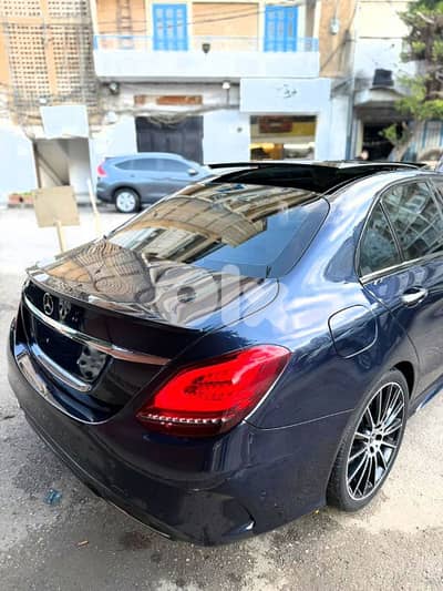 مرسيدس بنز سي-كلاس 300 AMG package