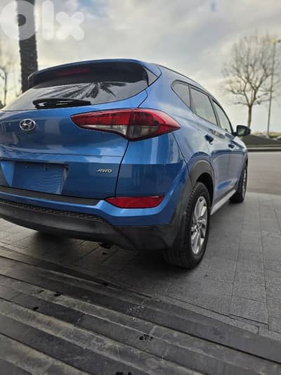 HYUNDAI TUCSON LMTD 4WD