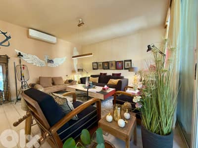 L20887 - Beautiful 2-Bedroom Apartment For Sale in Achrafieh, Lycée
