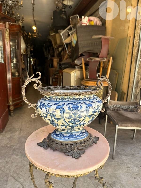 Antique frensh centrepiece jardinière bronze & porcelaine 300$ 0