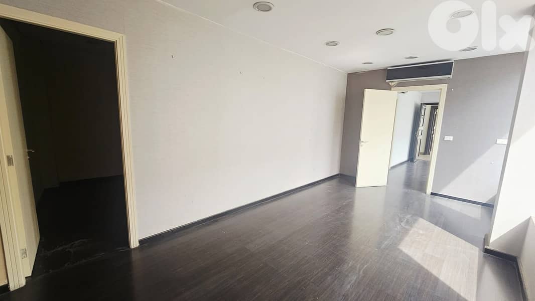 AH-HKL-539 Office for Rent in Downtown – Prime Location 0