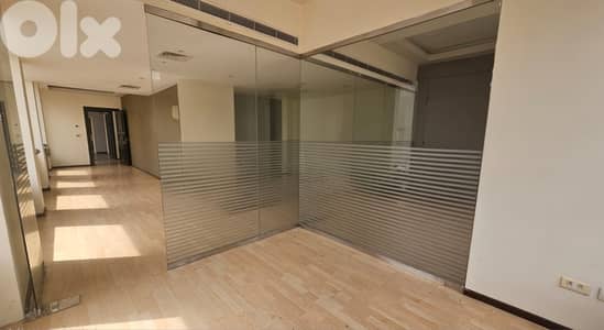 Office for Rent in Downtown – Prime Location
