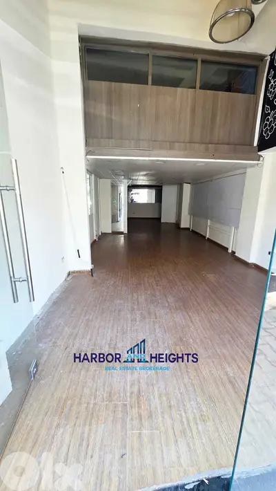 Shop for Rent in Dekwaneh - محل تجاري للإيجار في الدكوانة