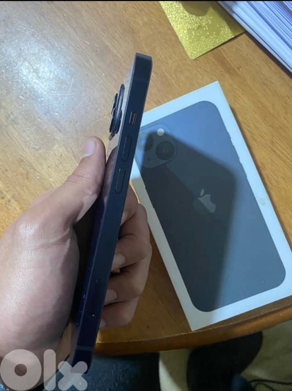 IPhone 13 2