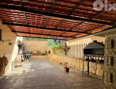 Furnished 2 bedroom apartment+Terrace 4sale in Mansourieh-Daychounieh