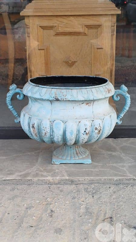 antique 0