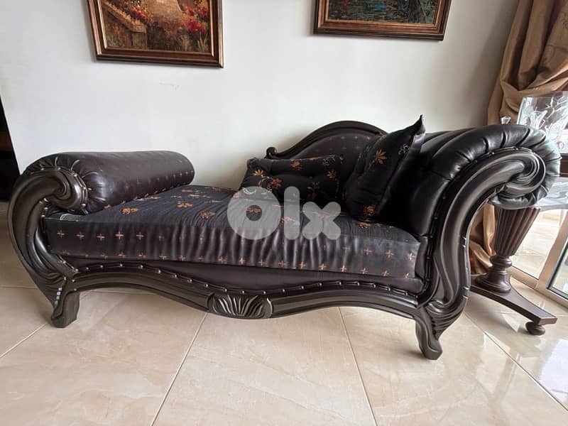 dark brown leather couch 0