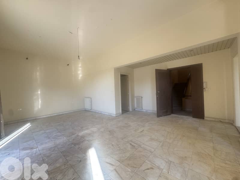 Office For sale in Baabda MQOA35 0