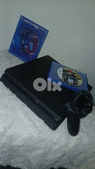 Ps4 slim 500GB console  Red dead redemption 2