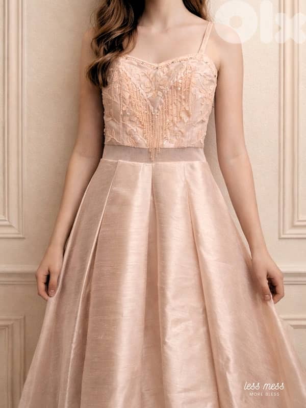 DRESS WORN ONCE FITS SMALL 0