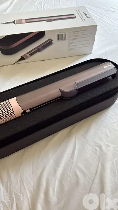 Dyson Airstrait Ht01