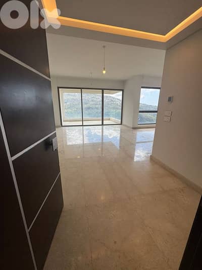 apartment For sale in monteverde شقة للبيع في منتيفردي