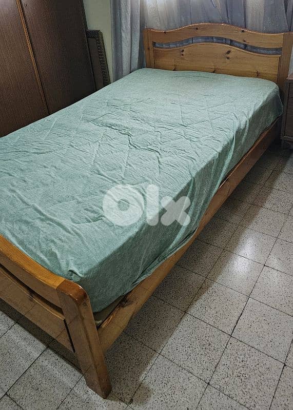 Bed with mattress  مع فرشة cm 120*200 0