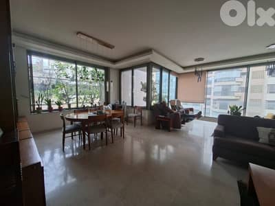 Apartment for Sale in Hamraشقة للبيع في الحمرا