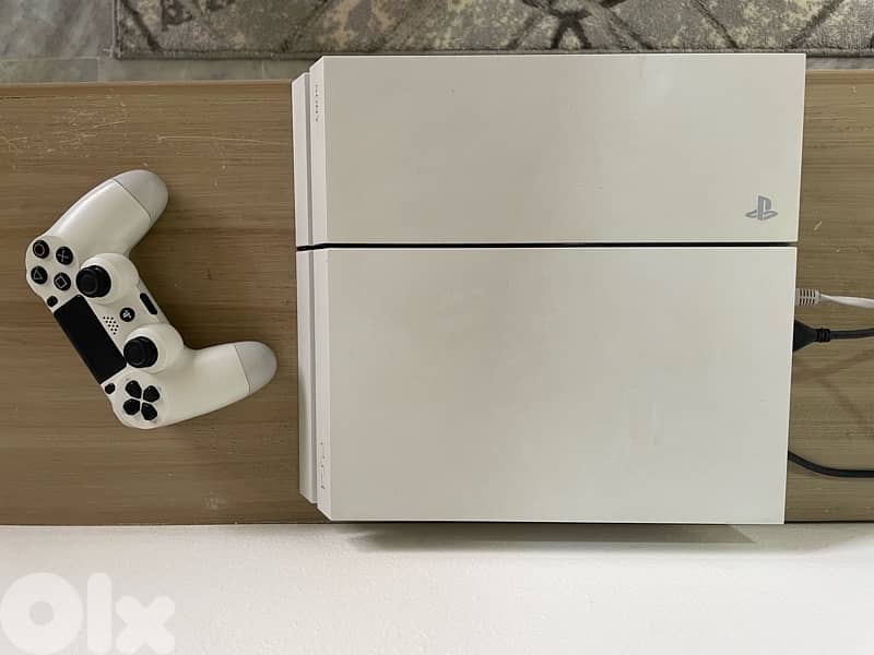 Playstation 4 (software 11.00 with jailbreak unlimited games) 2