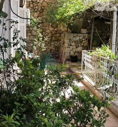 250m2 apartment+view+250m2 terrace 4rent in Bet Mery - بيت مري