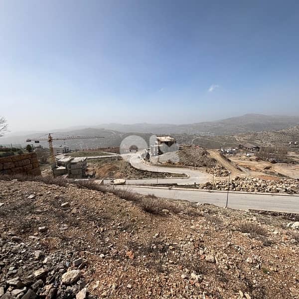 837 Sqm Land in Faqra 0