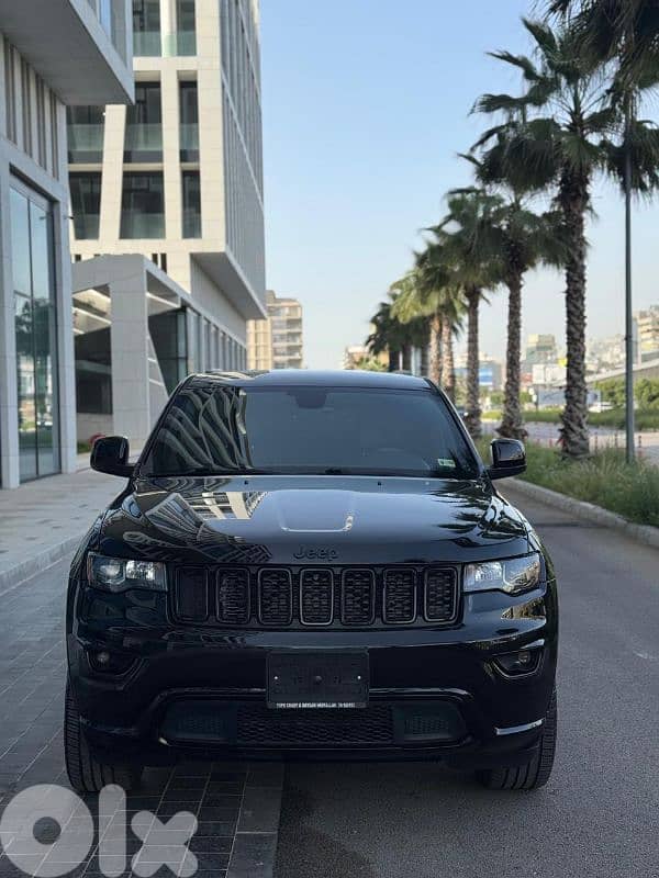 Jeep Grand Cherokee 2018 altitude V6 0