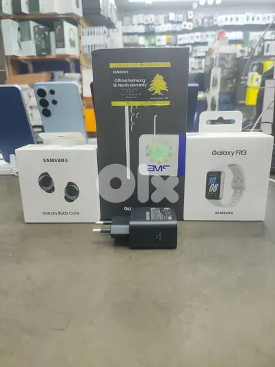 Samsung Galaxy s25 ultra 256 bundle april