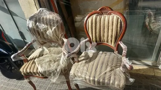فوتاي كنب عدد ٢ خشب جوز شغل ناعم روعة خارقين النضافة