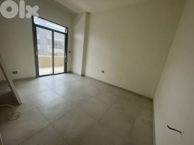 RWK130JS - Brand new apartment for sale in Ballouneh 0