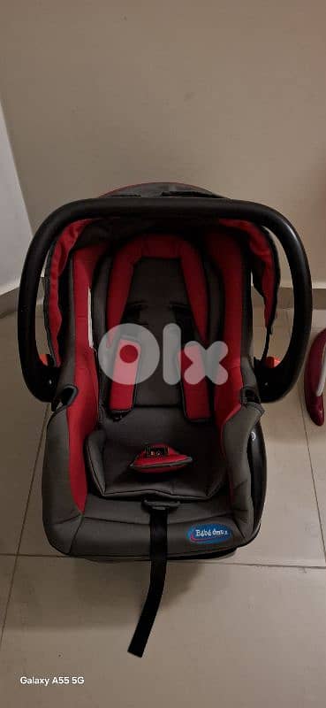 car seat 0