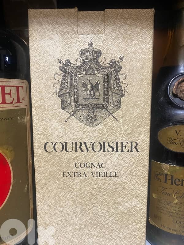 antique old bottle deco 0