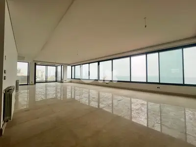 Apartment for Rent in Hamraشقة  للإيجار في الحمرا