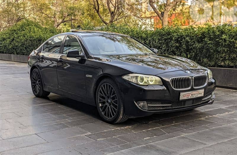 BMW 528 i Luxury package V6 2011 / Germany source مسكرة زوائد 0