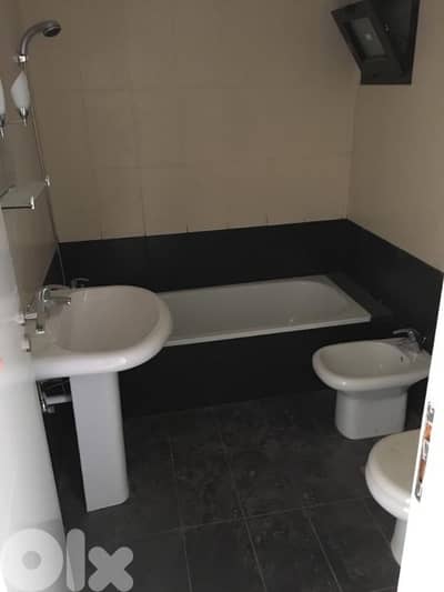 apartment For sale in jisr el bacha شقة للبيع في جسر الباشا