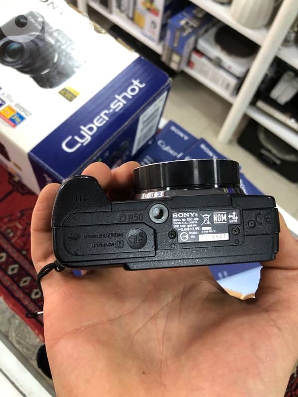 Vintage Sony Cyber-Shot Camera 2