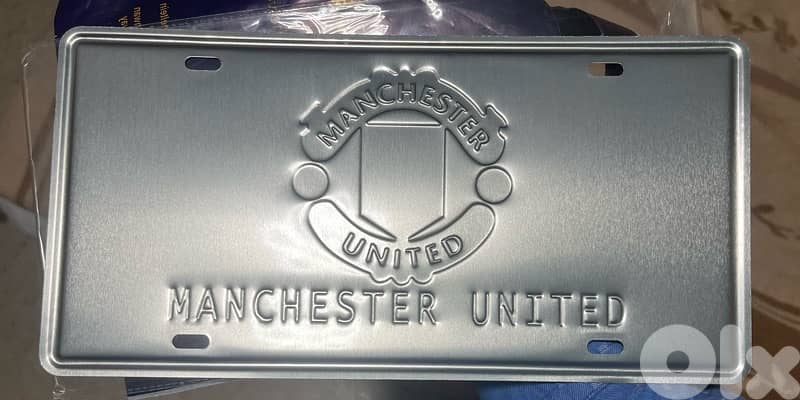 Manchester United tin plat for 5 USD only 1