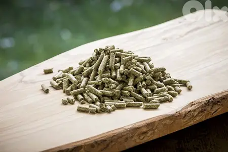 علف أرانب مكبس عالي الجودة ؛عشب جاف