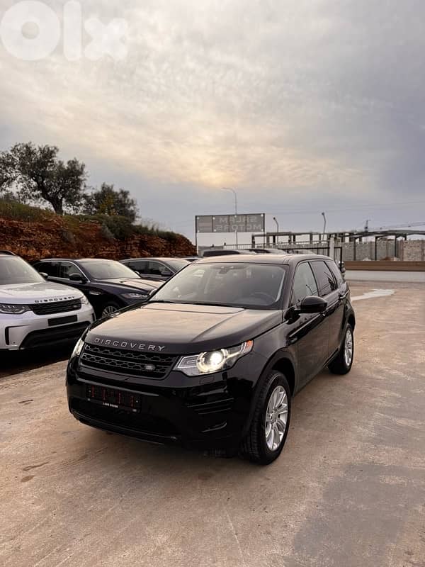 Land Rover Discovery Sport 2017 0