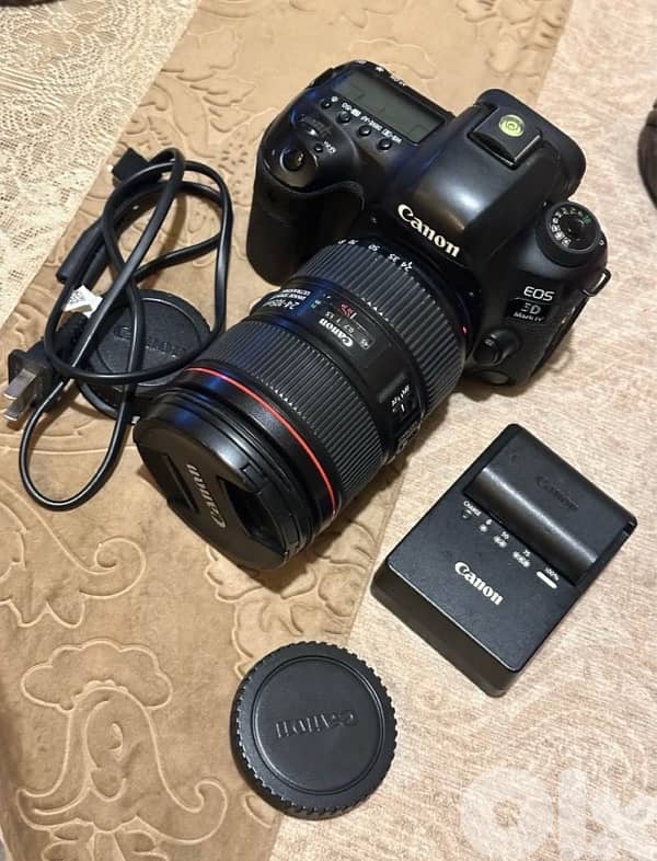 Canon 5D mark iv / 24-105mm f4 ef 0