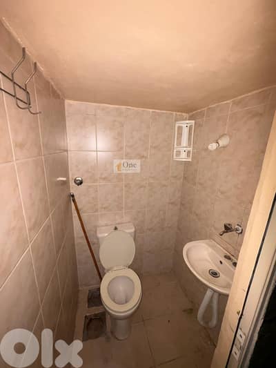 SHOP FOR SALE IN AMCHIT JBEIL
